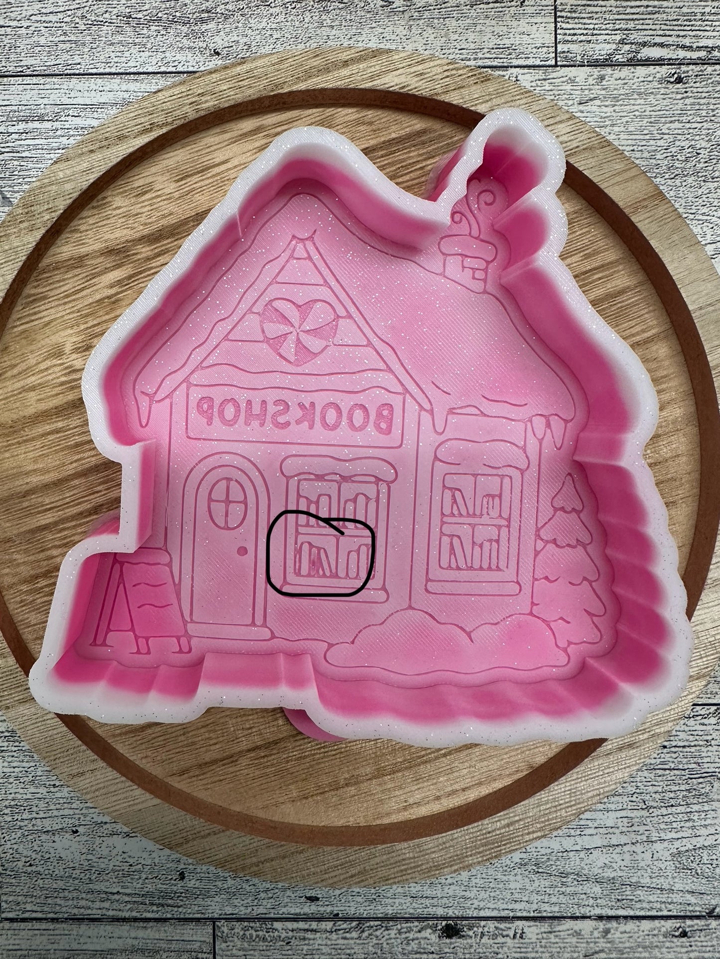 Winter Bookshop #1 - B GRADE MOLD