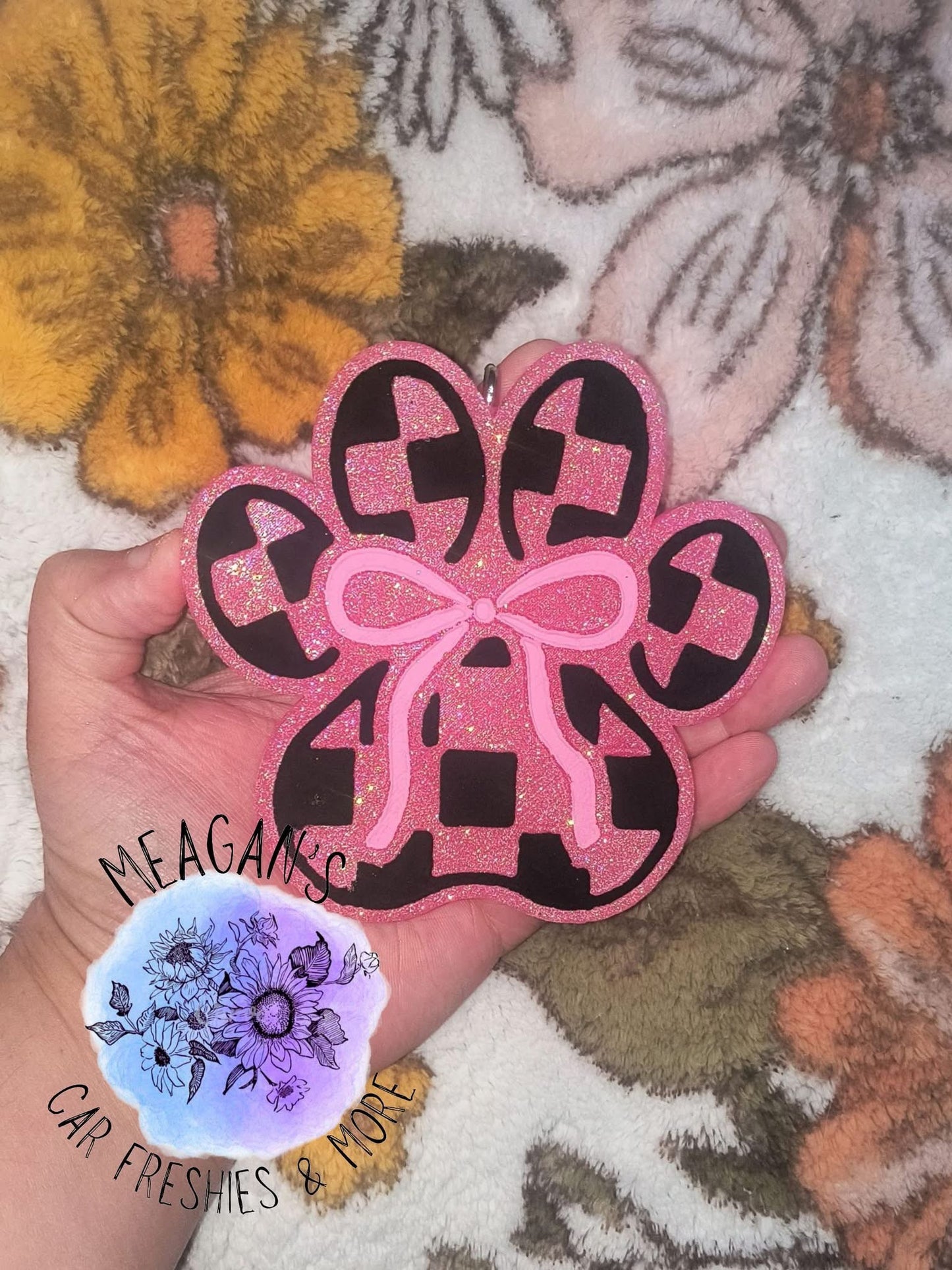 Checkered Paw Print Freshie Mold
