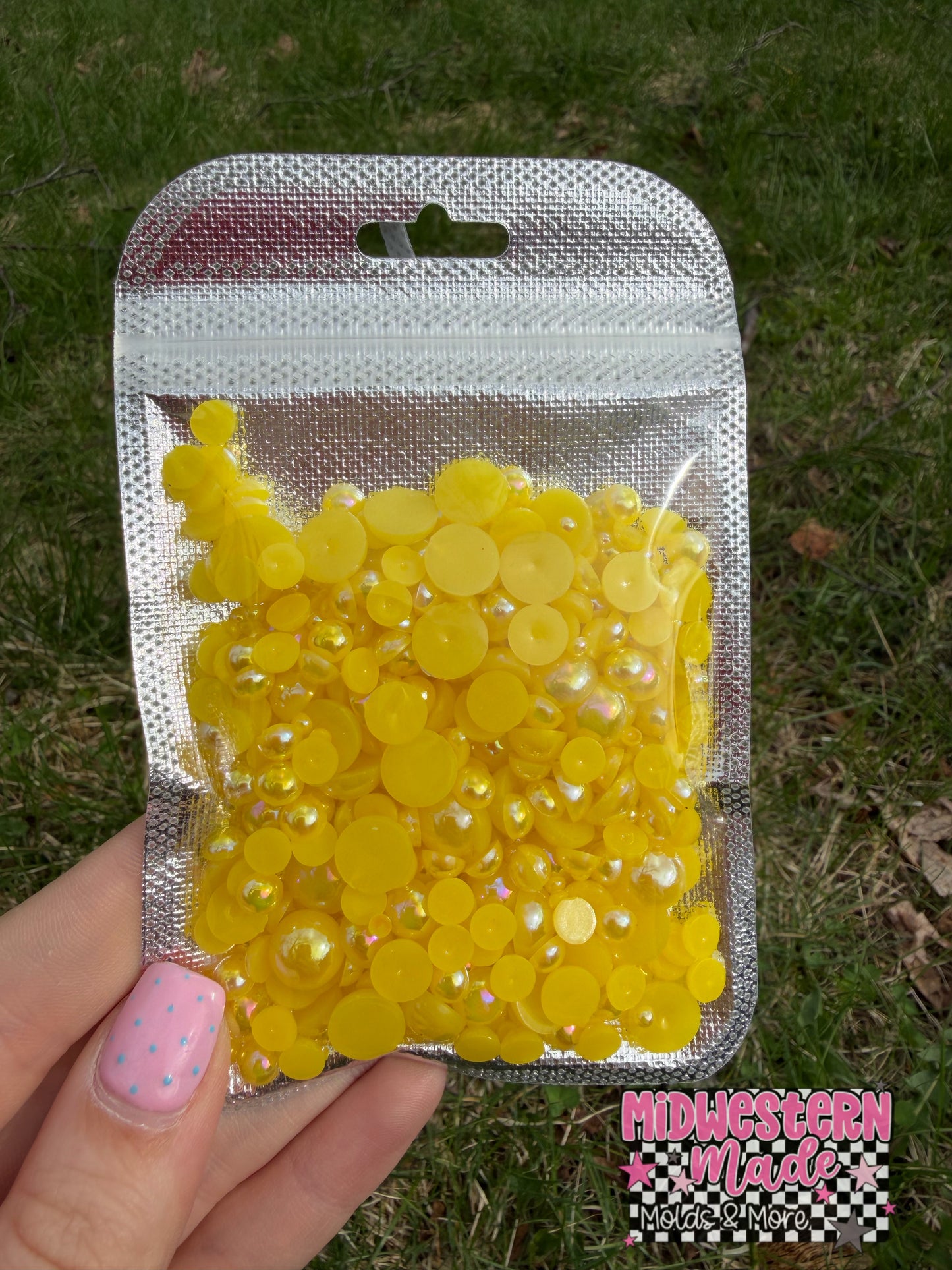 Icy Lemon Iridescent Pearl Mix